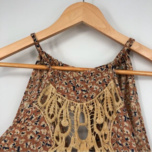 Gimmicks BKE Floral High Neck‎ Tank Top Womens Small Blush - Picture 4 of 10